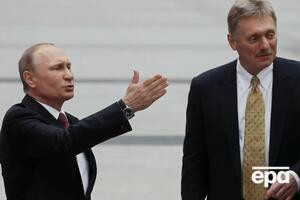 За потреби Путін (зліва) чітко позначить Байдену позицію Москви щодо питання вступу України в НАТО, сказав Пєсков