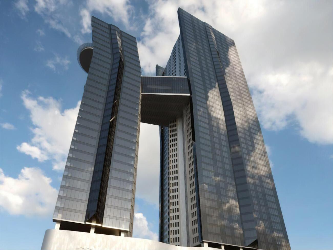 За інформацією Gazeta.ua, забудовник ділянки вклав у початок будівництва багатофункціонального комплексу 50Avenue і розвиток Києва майже $10 млн