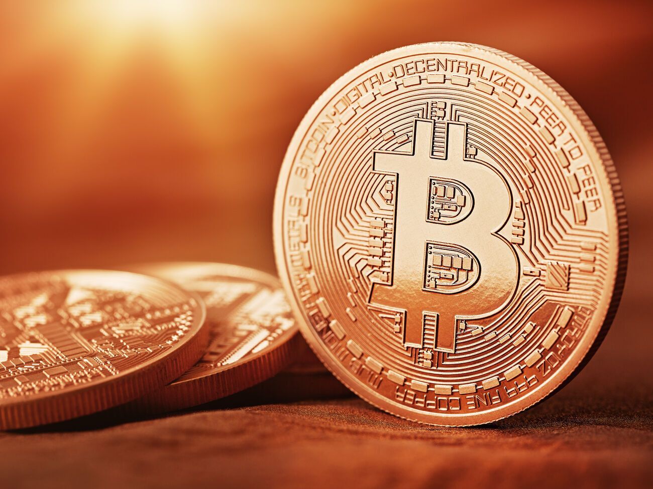 За даними на 15.05 16 червня, вартість одного біткоіна становить $39 120