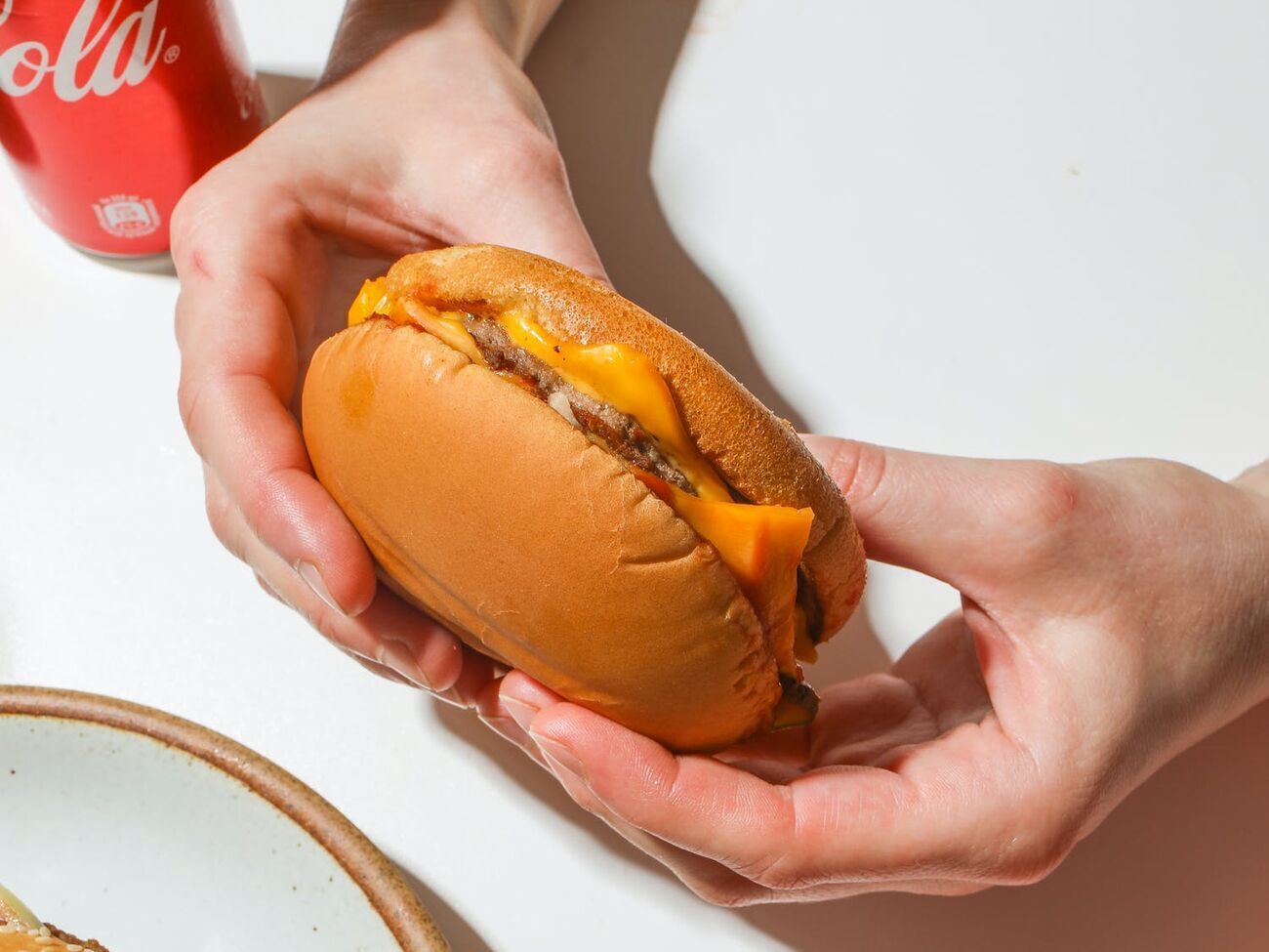 Загалом поліція затримала 19 співробітників закладу