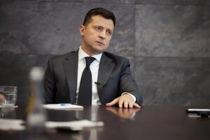 При этом Зеленский считает, что его встреча с президентом России неизбежна