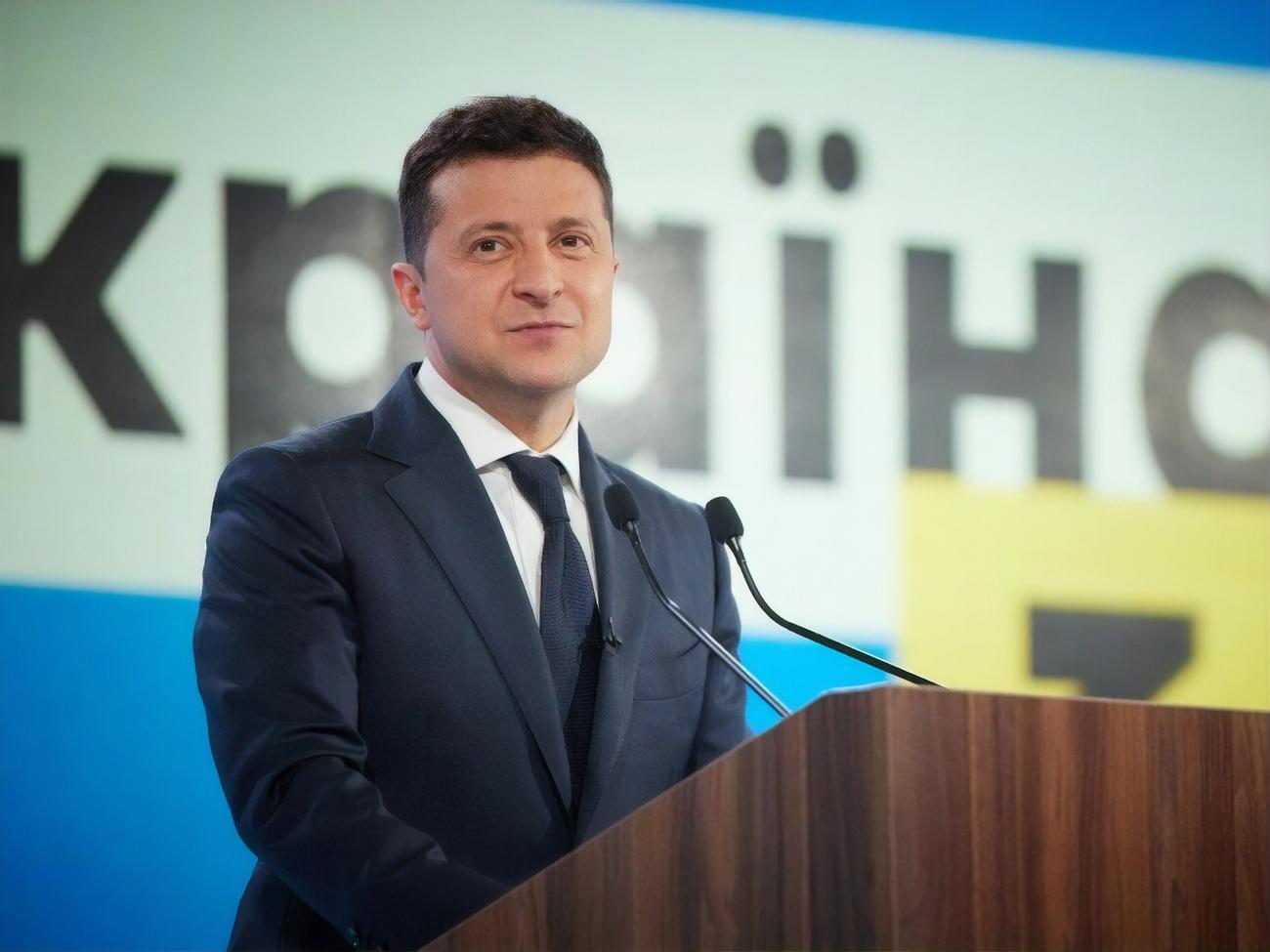 Президент отметил, что говорит это не от себя, а "констатирует факт"