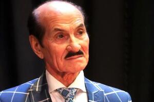 Чапкис умер 13 июня на 92-м году жизни