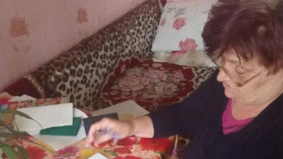 Наталья Гончаренко: Мне сказали, что могут положить меня на две недели в больницу города Меловое, но я должна сама себя обеспечить питанием. Как? В 85 километрах от моего дома!
