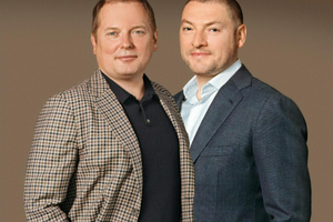 Волков и Бакуненко начали сотрудничать после российской аннексии Крыма и начала войны на Донбассе