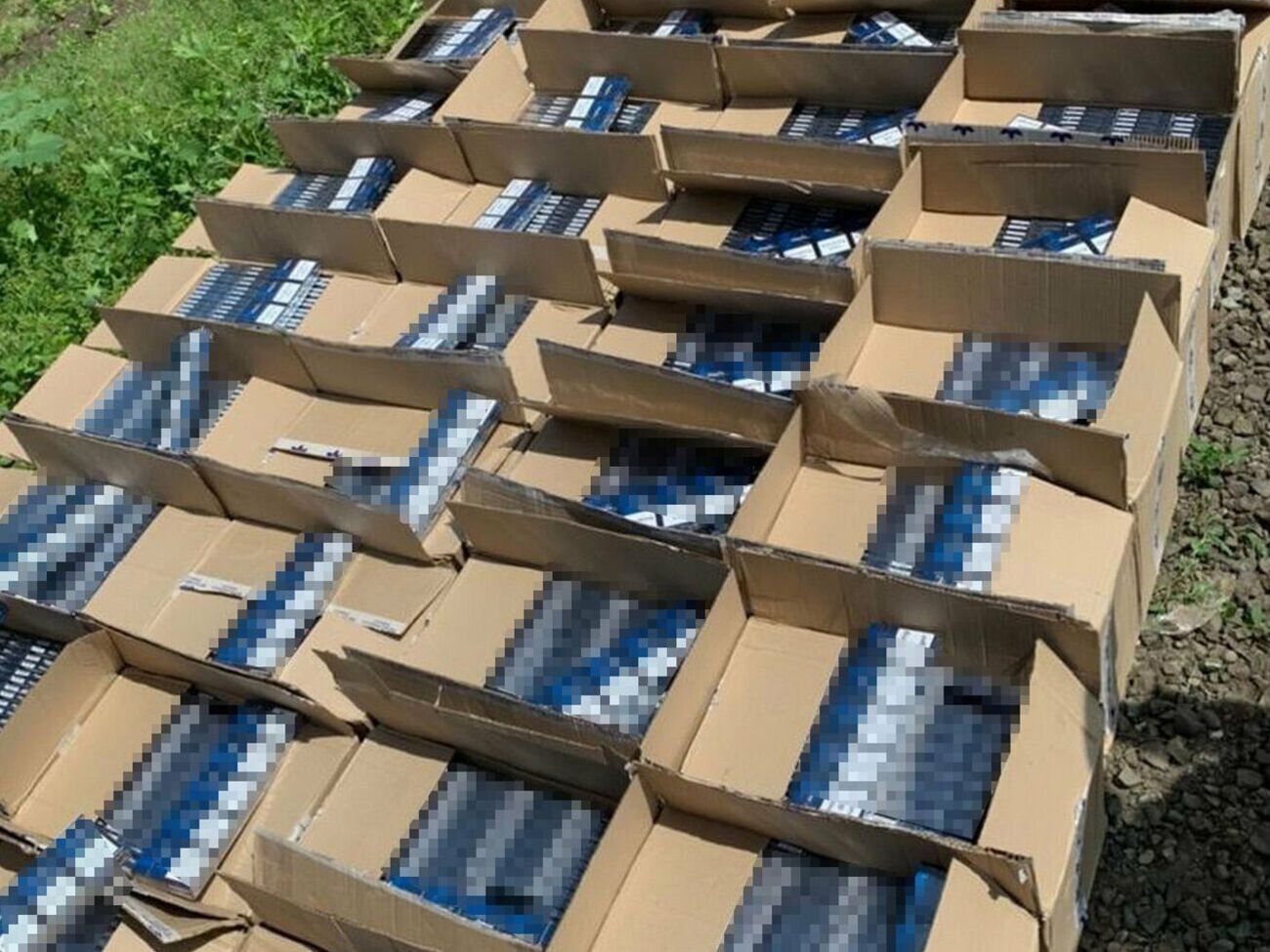 Cигареты были переправлены контрабандой через территорию РФ, отметили в СБУ