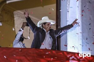 Кастильо занялся политикой в 2002 году