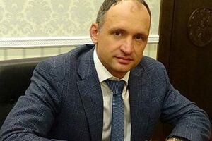 Петицию об увольнении Татарова рассмотрит президент. Но надо выяснить, как ее подписал "Байден"