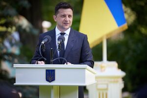 Зеленский сообщил о санкциях против двух граждан РФ