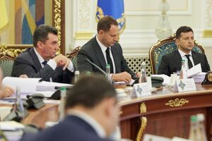 РНБО продовжила санкції, строк дії яких закінчувався в червні