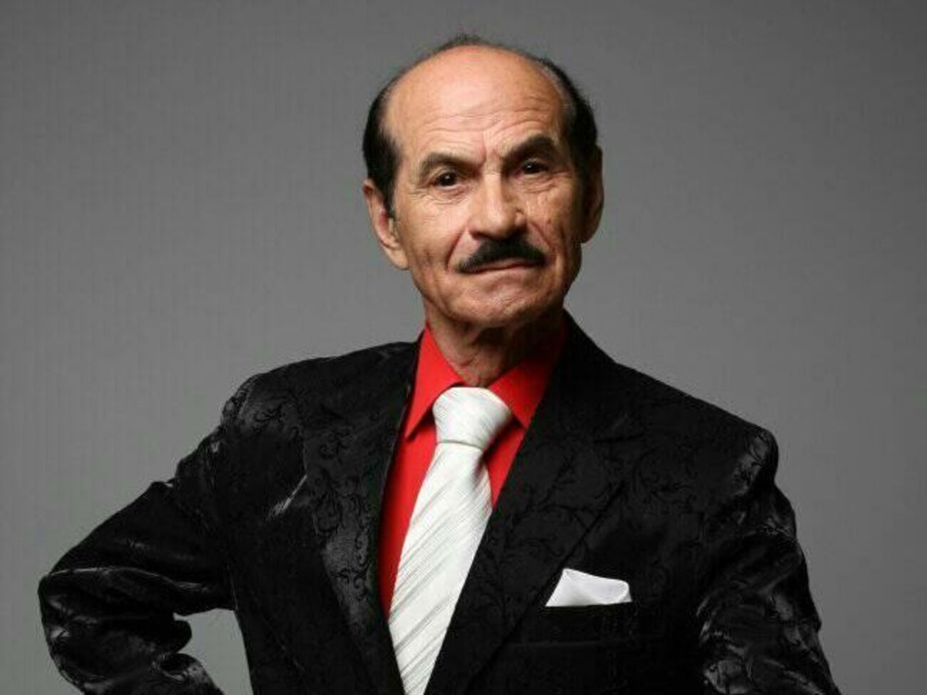 Чапкис умер 13 июня на 92-м году жизни