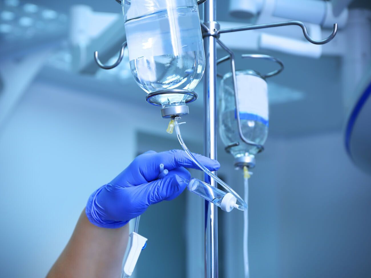 У Харкові з отруєнням госпіталізували 78 осіб