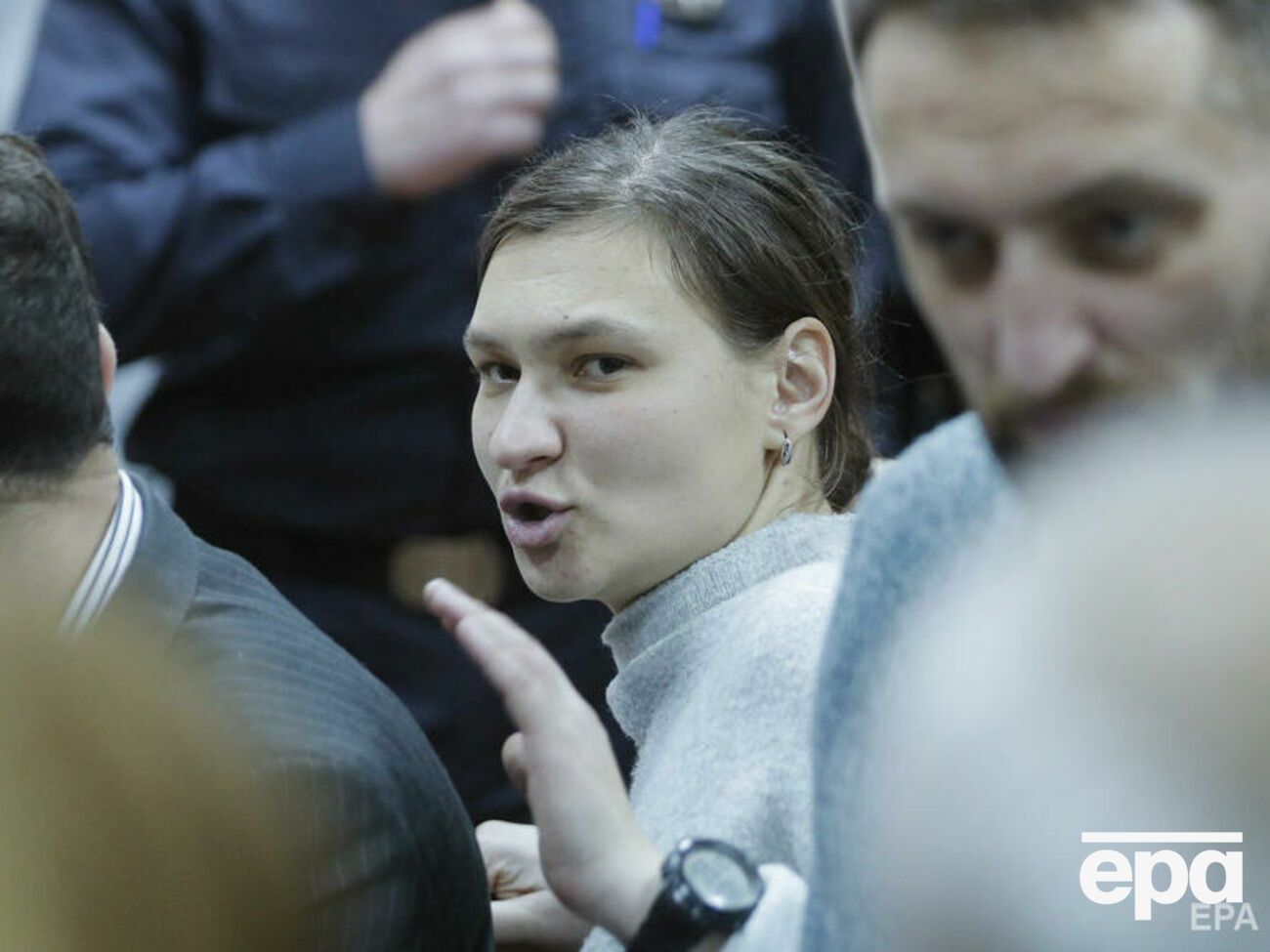 По словам адвоката Дугарь, на встрече в ОП обсуждались "несправедливые приказы Минобороны"