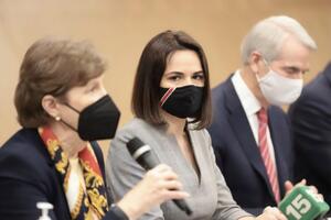 Сенаторы США пригласили Тихановскую посетить Вашингтон