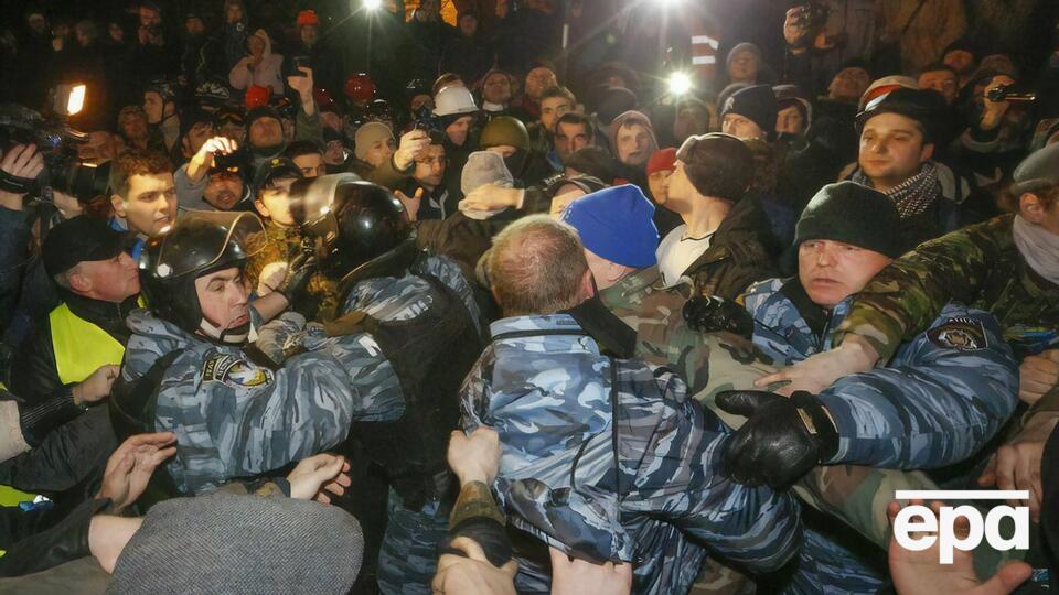 Протести, які дістали назву Євромайдан, а пізніше – Революція гідності, тривали по всій країні з 21 листопада 2013-го до кінця лютого 2014 року