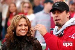 Лопес і Аффлек розлучилися 2003 року, а за 18 років поновили стосунки