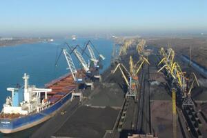 1 июня государственное предприятие "Морской торговый порт Южный" и компания "Метинвест" подписали контракт