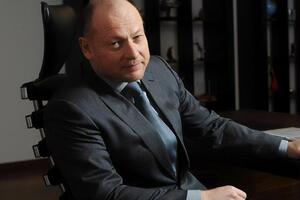 Дубілет просив вручити йому підозру і допитати на території консульства України в Ізраїлі, стверджує його захист