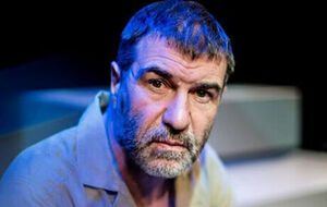 Гришковец признался, что "не ожидал, что Земфира может так поступить" и что у него "вообще нет никакого опыта судебных процессов такого рода"