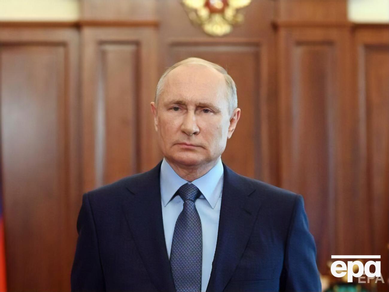 Путина считают выдающейся личностью 15% россиян