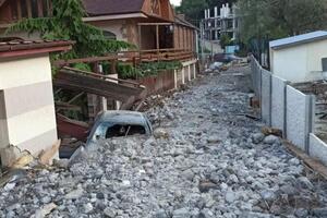 Ялту не только залило водой, но и засыпало строительным мусором