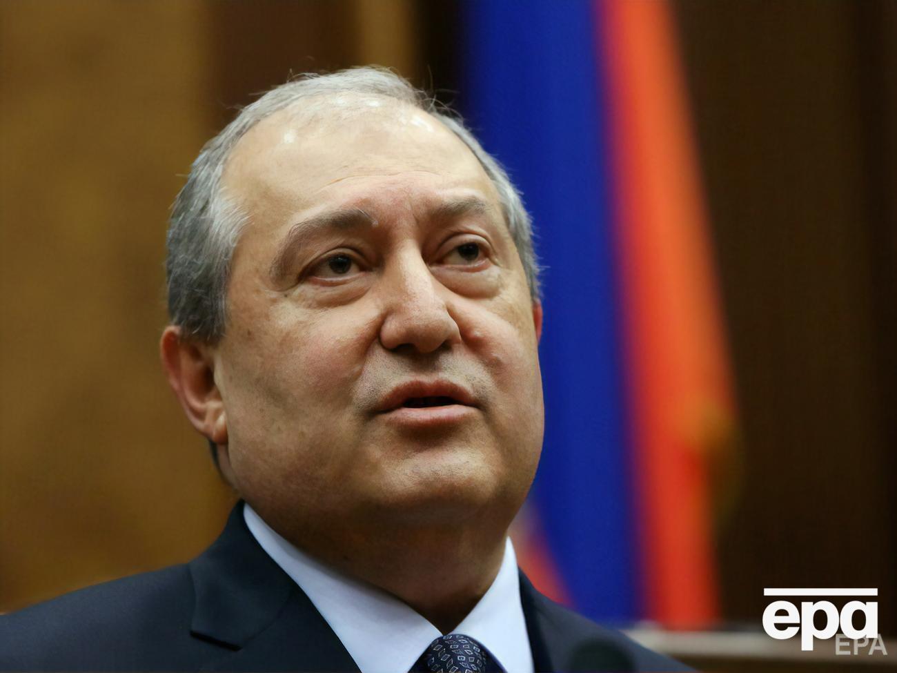 С текущей конституцией Армения не является ни президентской, ни парламентской республикой, считает Саркисян