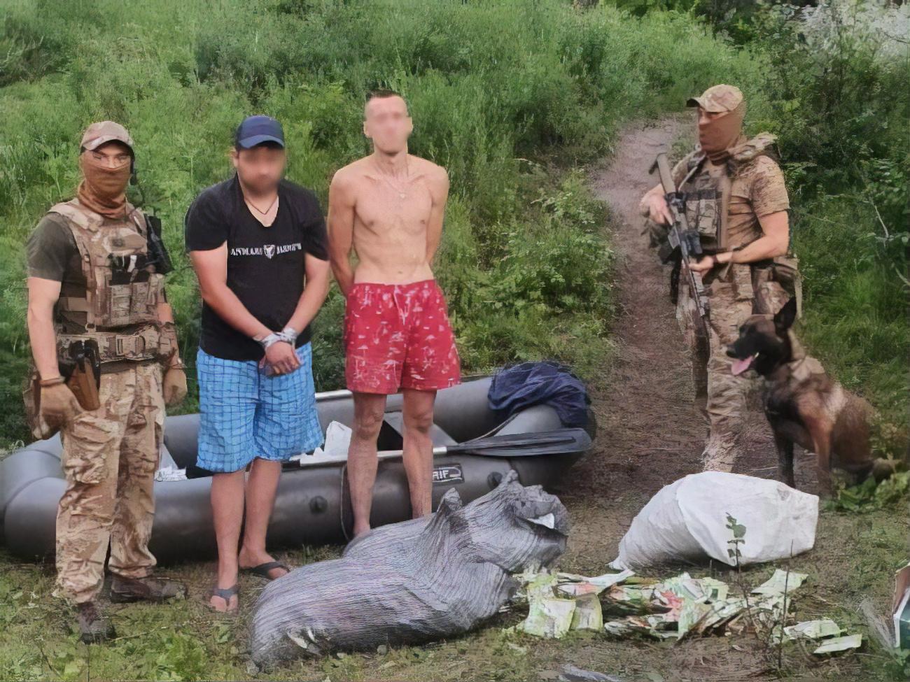 Чоловіків затримали біля Станиці Луганської