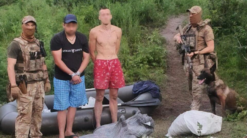Чоловіків затримали біля Станиці Луганської