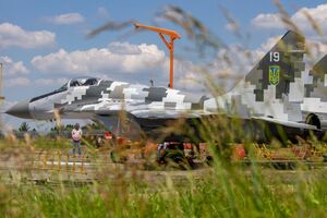 Винищувач вдало здійснив випробувальні польоти й відбув до місця дислокації