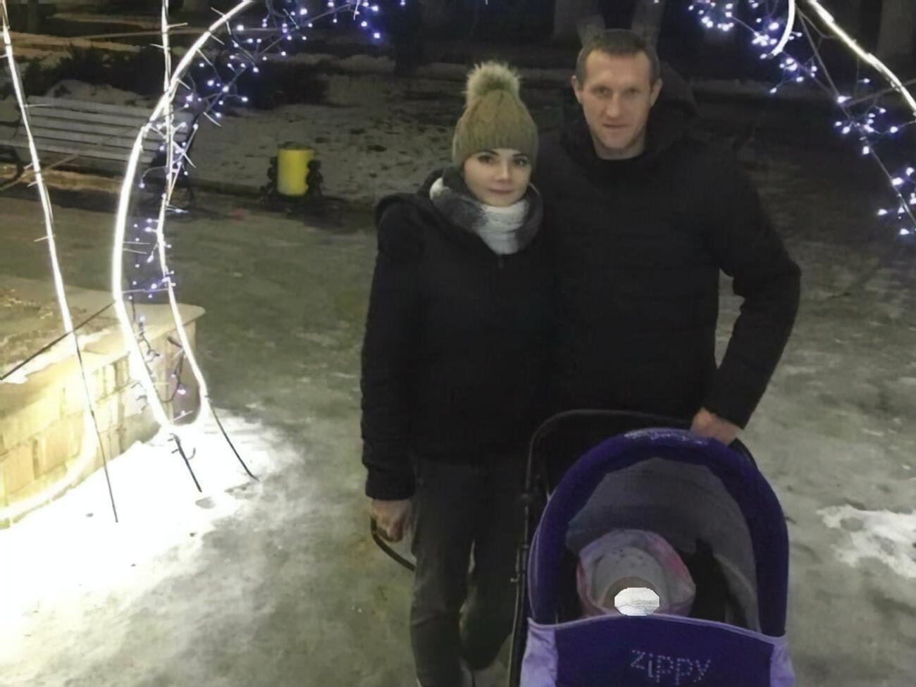 Знакомые предполагают, что пара могла поссориться из-за того, что муж не давал разрешения на вывоз общей дочери в Германию, где работала жена