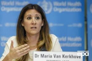 Ван Керкгове заявила, що вакцини, які існують, допомагають запобігти важкій формі хвороби і знизити смертність, зокрема від штаму "Дельта"