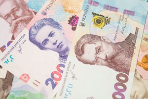 За даними Держстату, економіка України падає п'ятий квартал поспіль