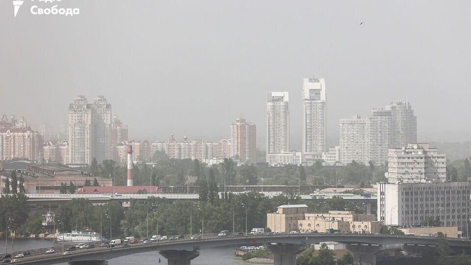 22 червня столицю України накрила пилова буря, що прийшла з Росії