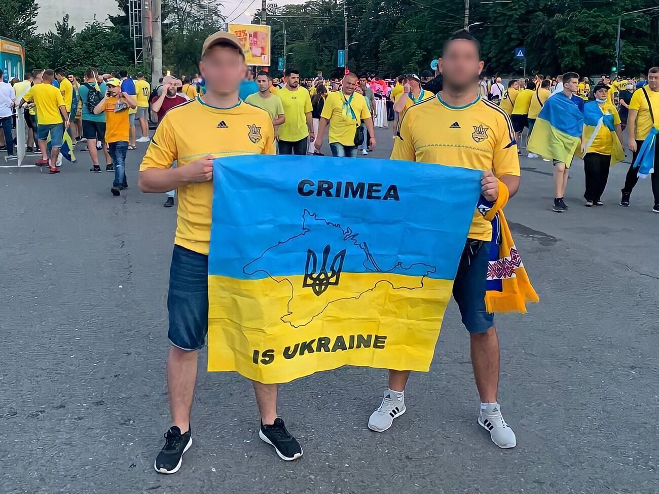 Українцям запропонували здати прапор у камеру зберігання