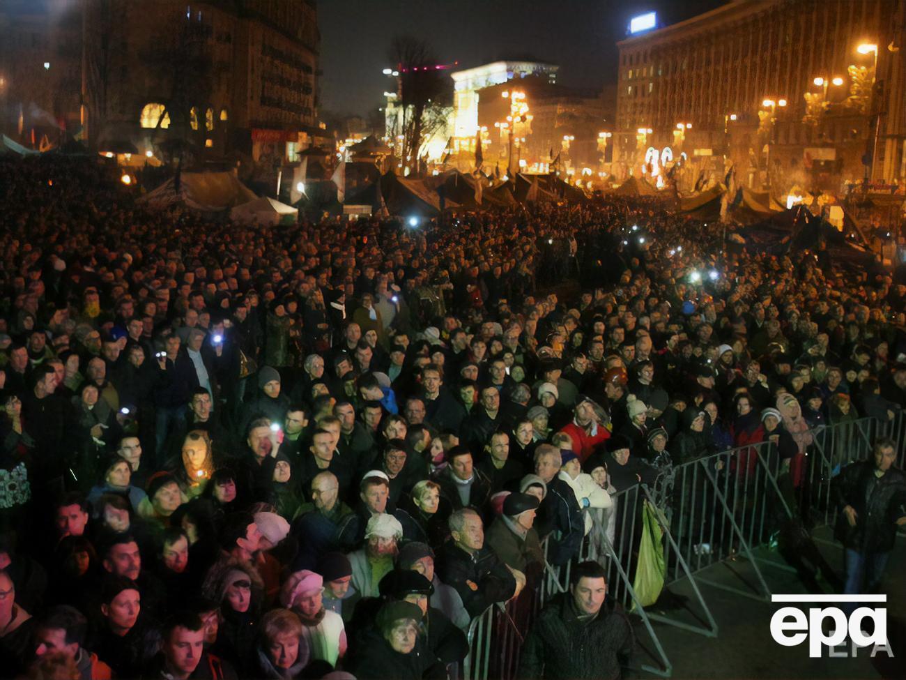Євромайдан тривав по всій країні з 21 листопада 2013 року до кінця лютого 2014 року