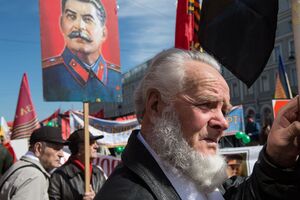 У Росії 45% опитаних ставляться до Сталіна з повагою, в Україні – 15%