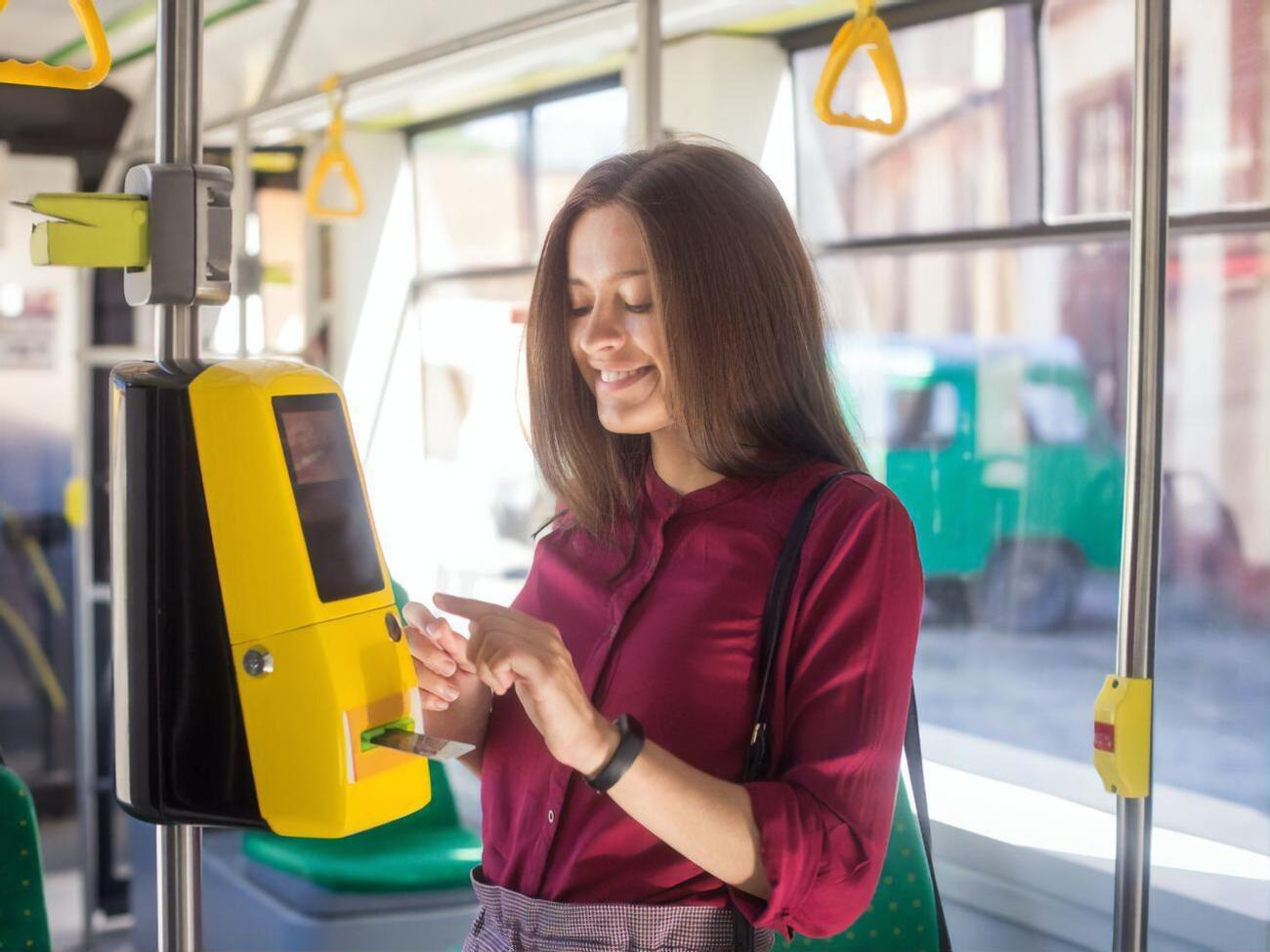 Єдиний електронний квиток SmartTicket уперше запрацював у Маріуполі