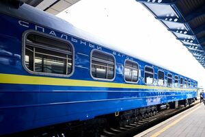 Потяги курсують згідно з графіком