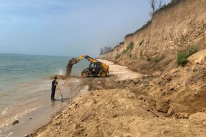 Работы по расчистке завалов продолжаются