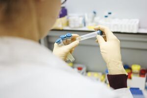Випадки захворювання на "індійський" штам підтвердили у 66-річної жінки та 16-річної дівчини