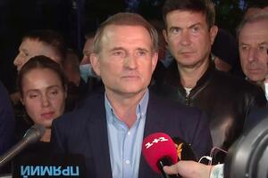 Нардеп от ОПЗЖ Ренат Кузьмин назвал обыски "акциями устрашения", которые призваны запугать Виктора Медведчука