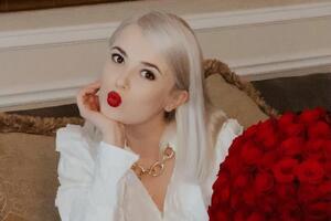 Мика Ньютон: Пожалуйста, проявите немного воспитания и никому не задавайте этот вопрос