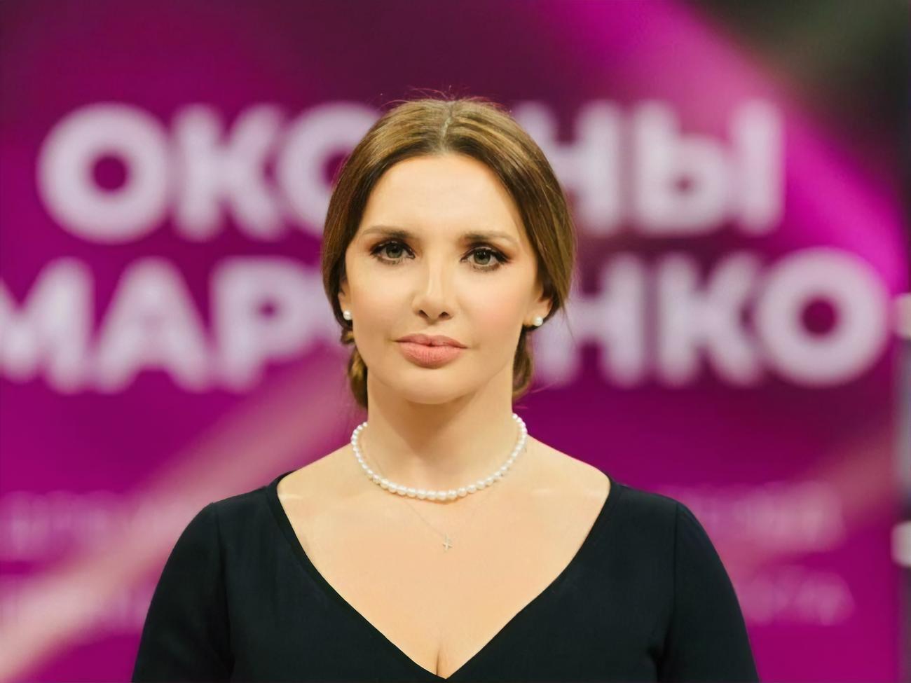 Телеведуча підтвердила, що обшуки проводять вдома у її мами