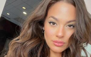 Ешлі Грем культивує любов до свого тіла, якого б розміру воно не було