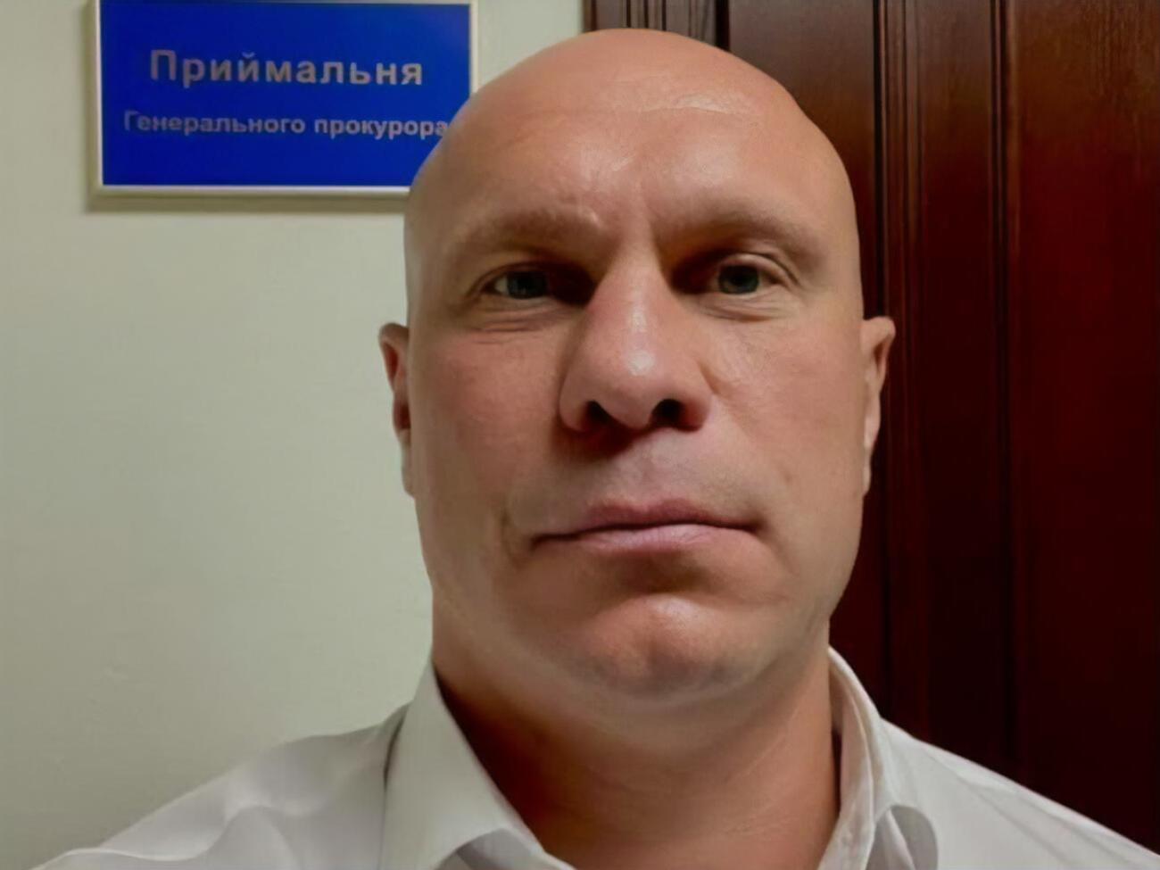 В Офисе генпрокурора сообщили, что повестки вручали не Киве