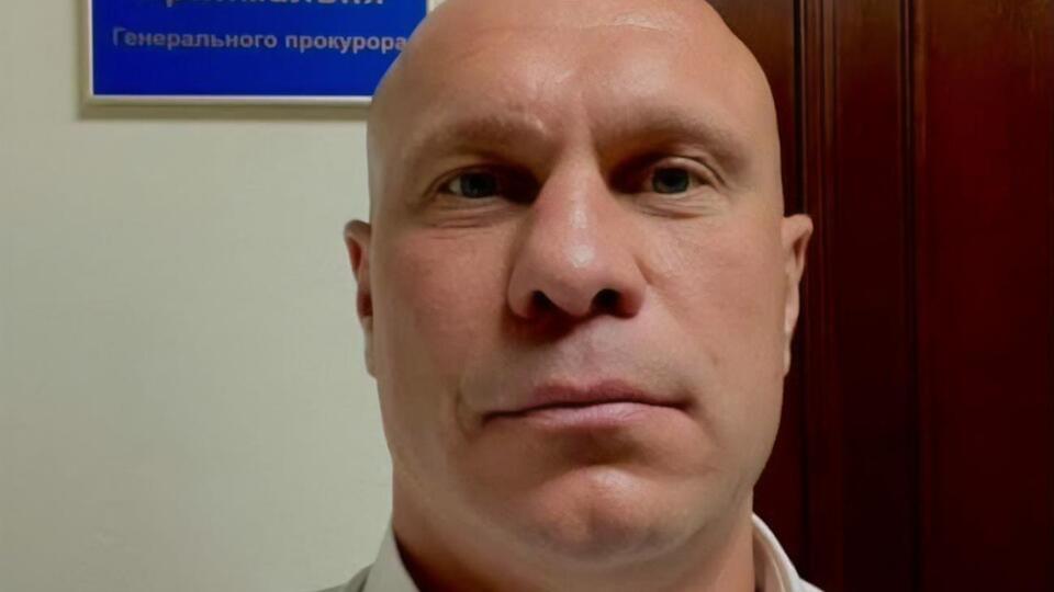 В Офисе генпрокурора сообщили, что повестки вручали не Киве