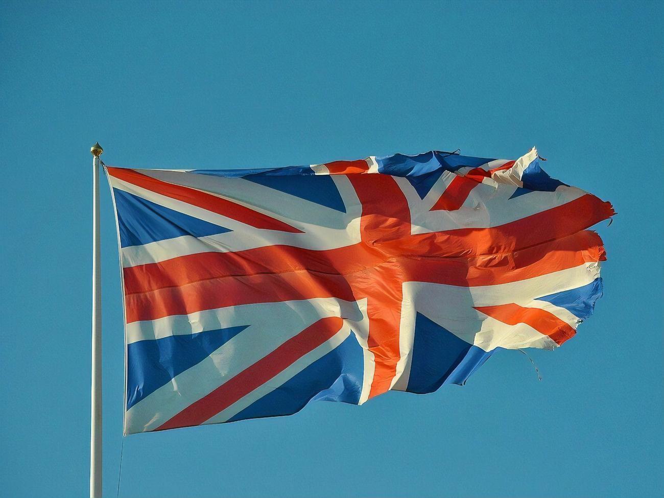 У Великобританії заявили, що ніщо не завадить її кораблям ходити біля Криму