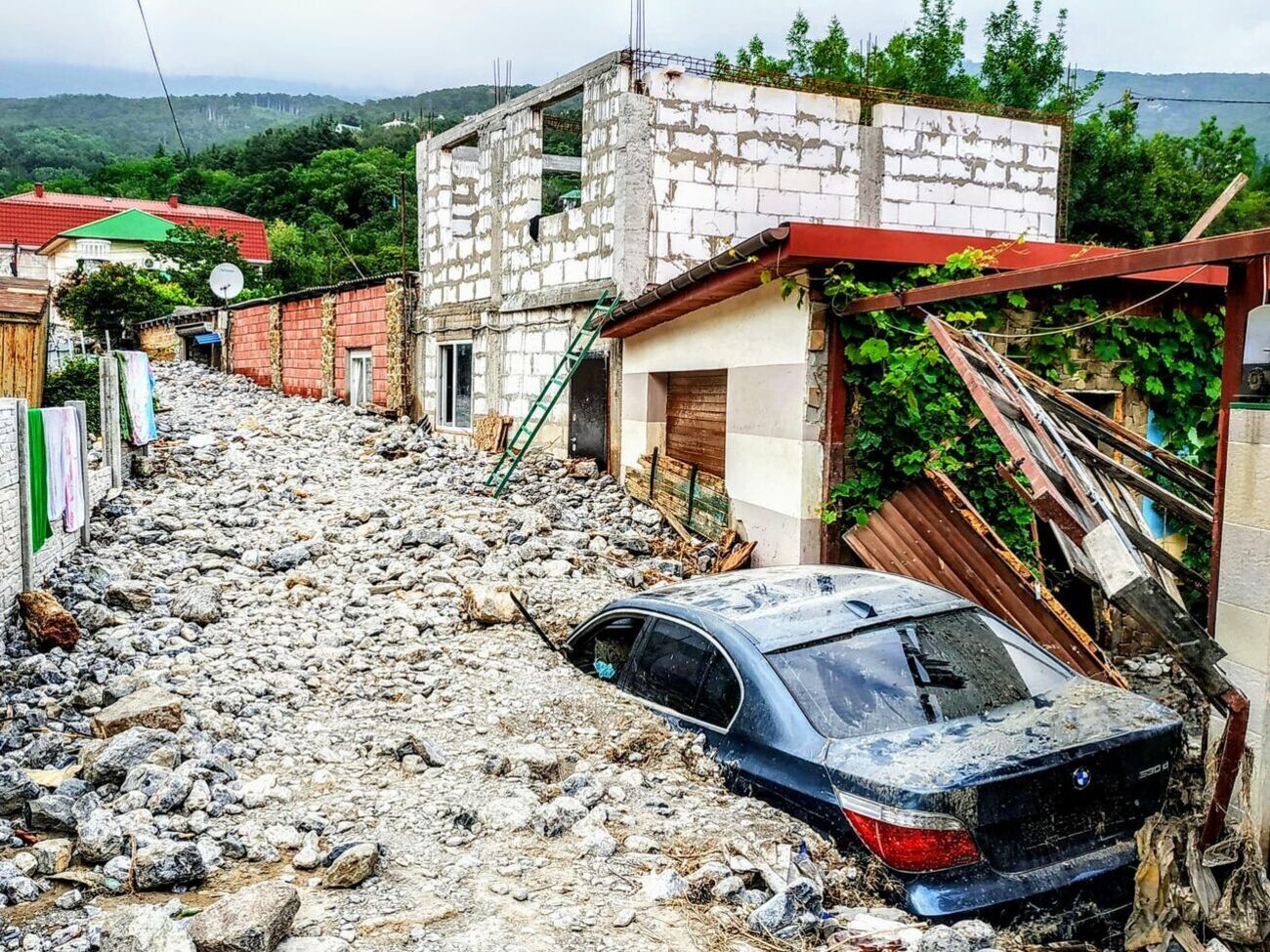 Как выглядит Ялта через несколько дней после потопа. Фоторепортаж