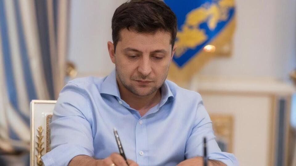 Зеленський увів у дію оновлені санкції РНБО