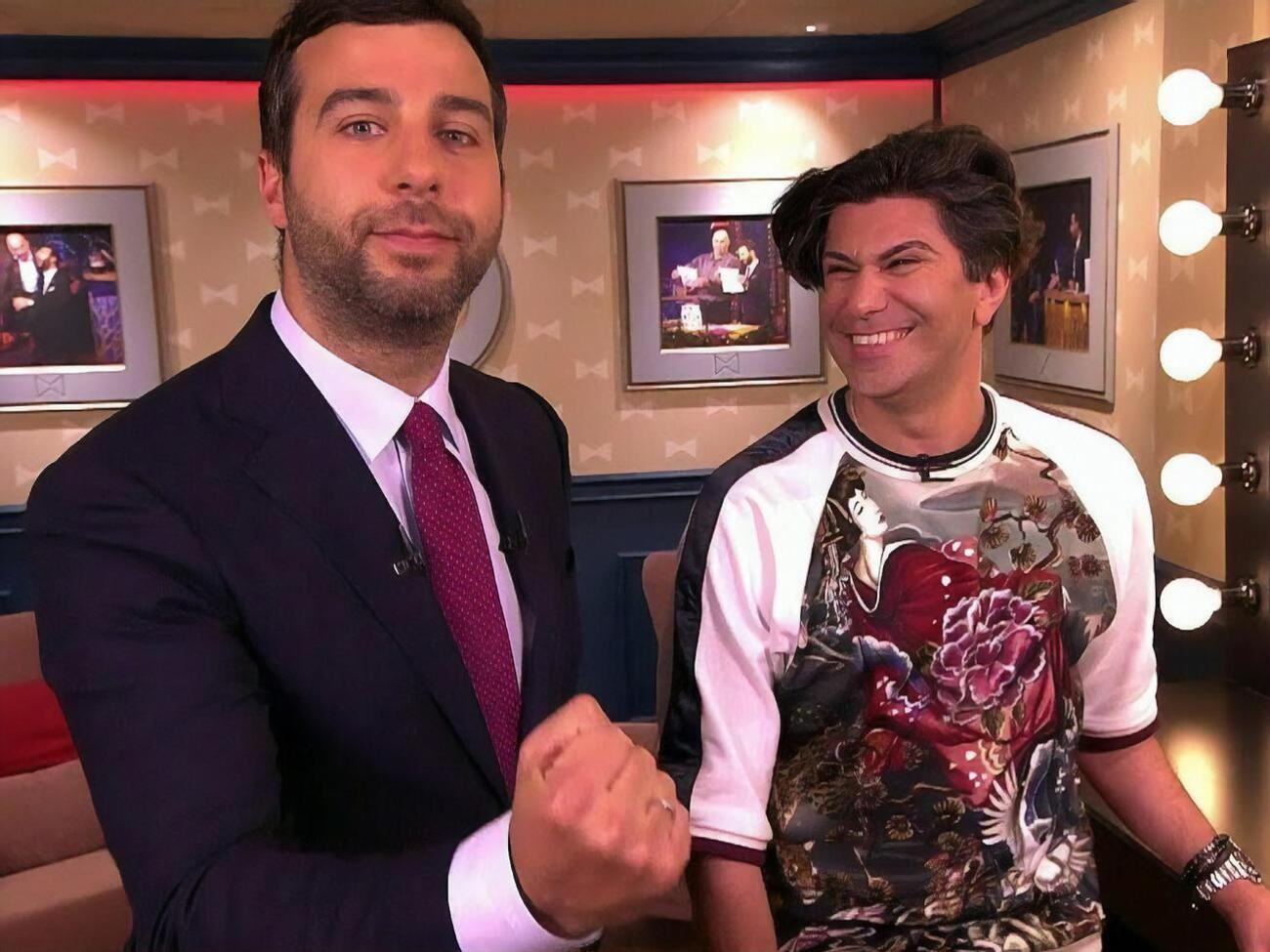 Иван Ургант и Николай Цискаридзе решили размяться на улице перед съемкой для вечернего телеэфира